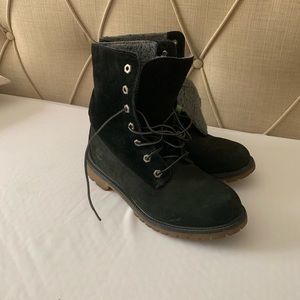 Timberland black Swede boots